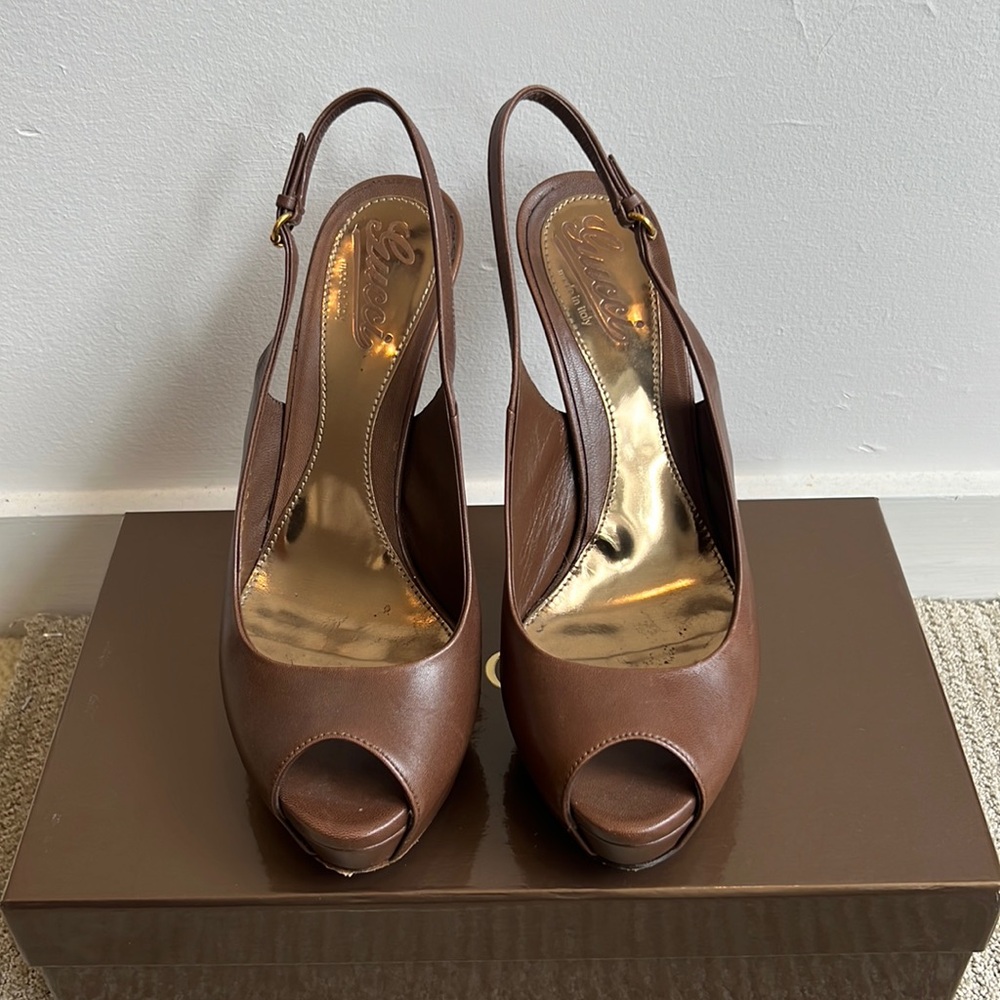 Gucci Brown Peep Toe Pump